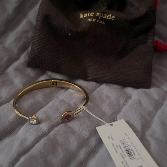Kate Spade New York Spot The Spade Gold Tone Bangle Bracelet - Picture 2 of 3